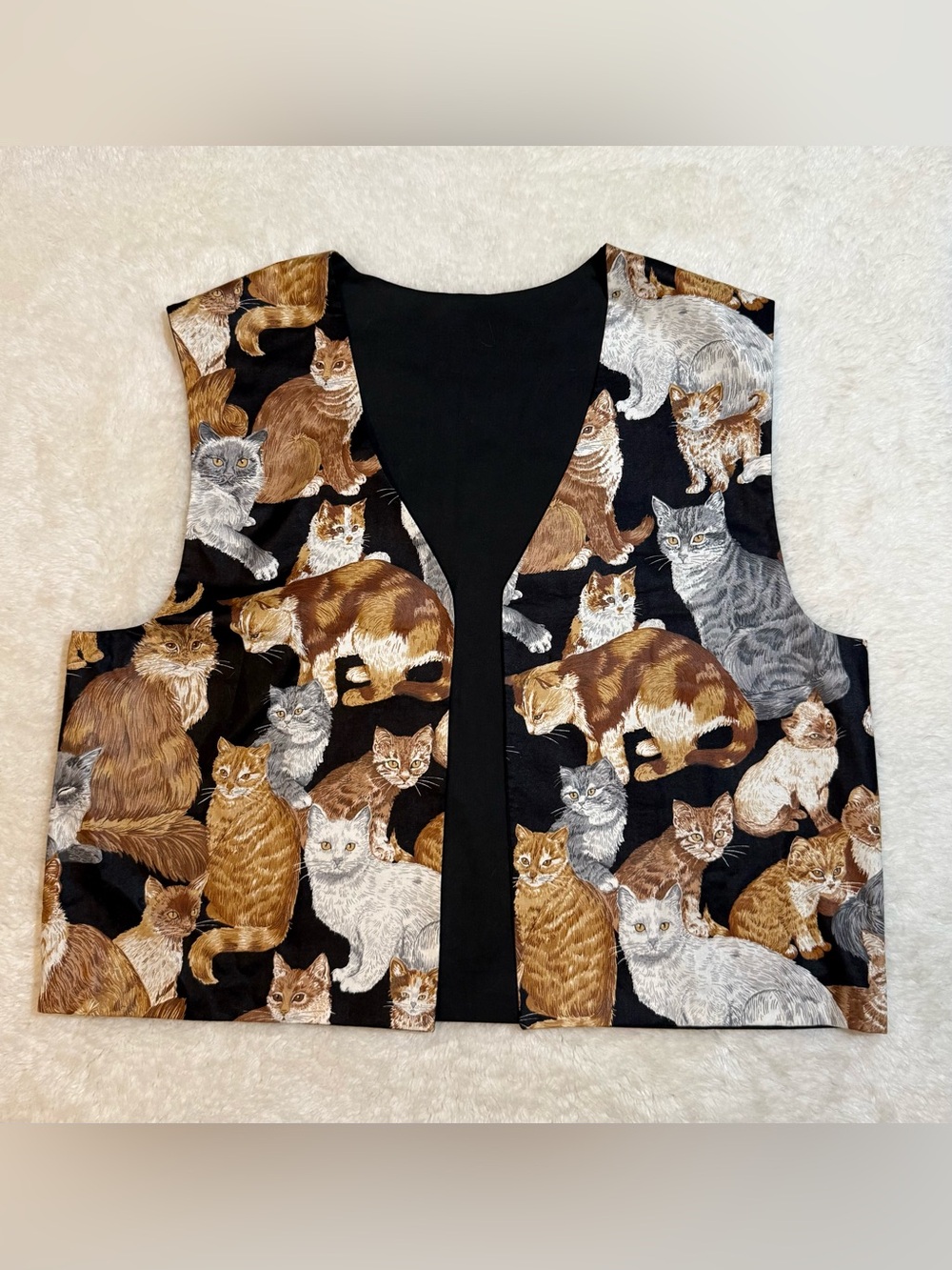 Amazing Cat Print Vest, 42”